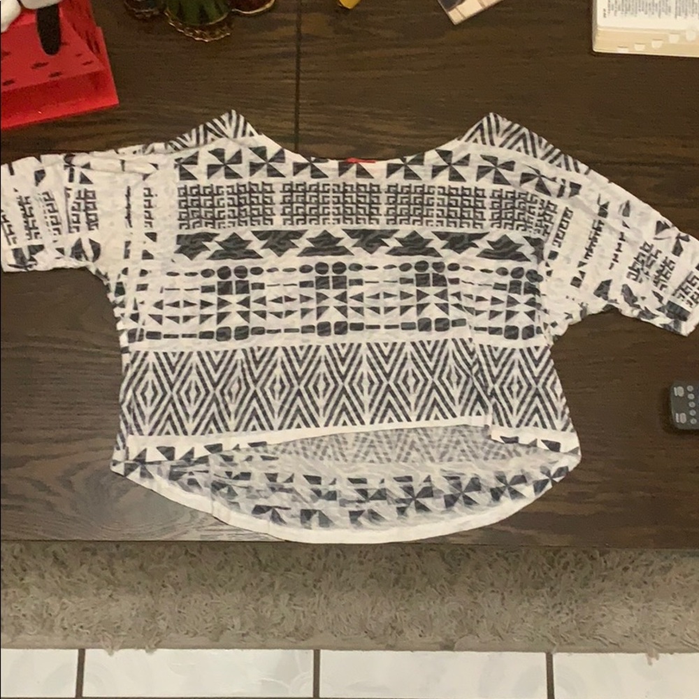 Crop top
